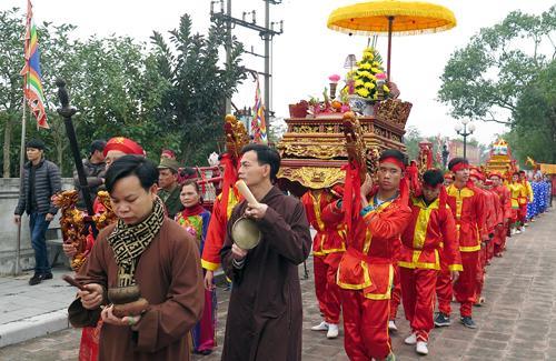 6le hoi den tran